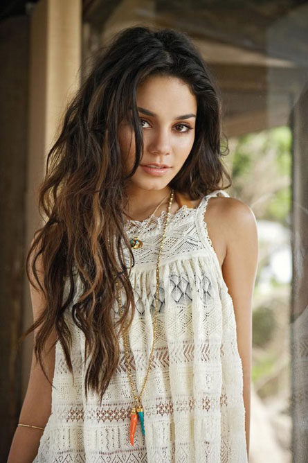 Vanessa-Hudgens-ta04.jpg