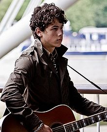 220px-Nicholas_Jerry_Jonas.jpg