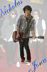 2452907461_a2f8fdb1a2_m14252.jpg